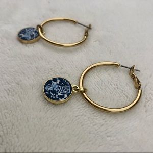 Japanese Hoop Earrings Dangle Gold with Blue and White Round Emblems